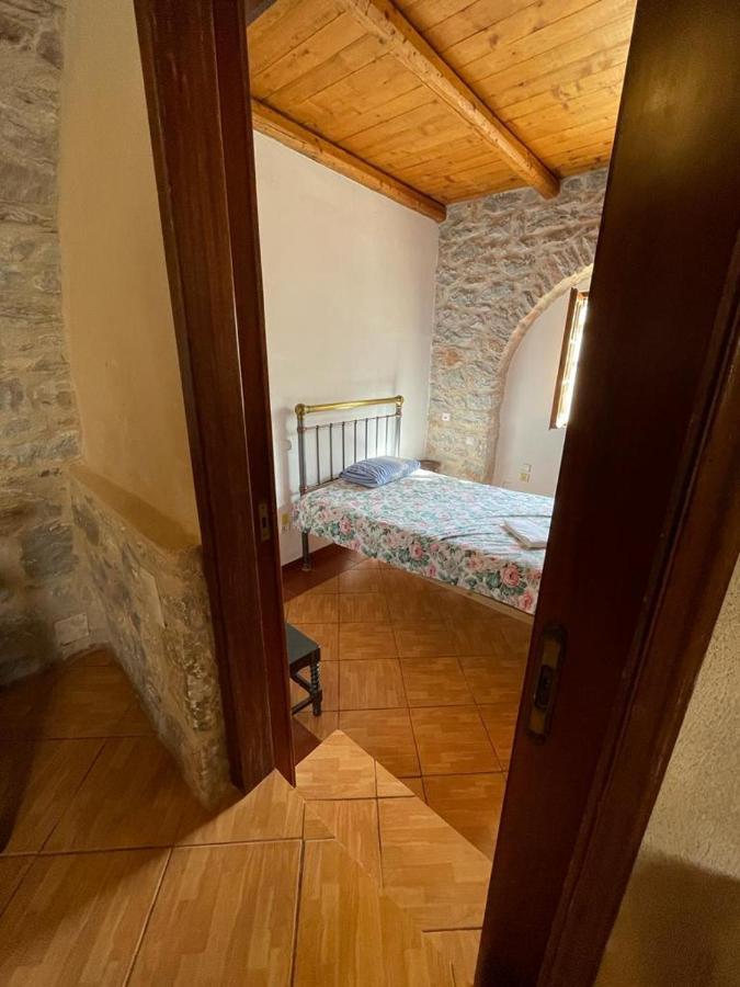 Find Your Peace In A Traditional Country House!! Lagia Buitenkant foto