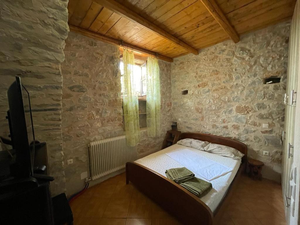 Find Your Peace In A Traditional Country House!! Lagia Buitenkant foto