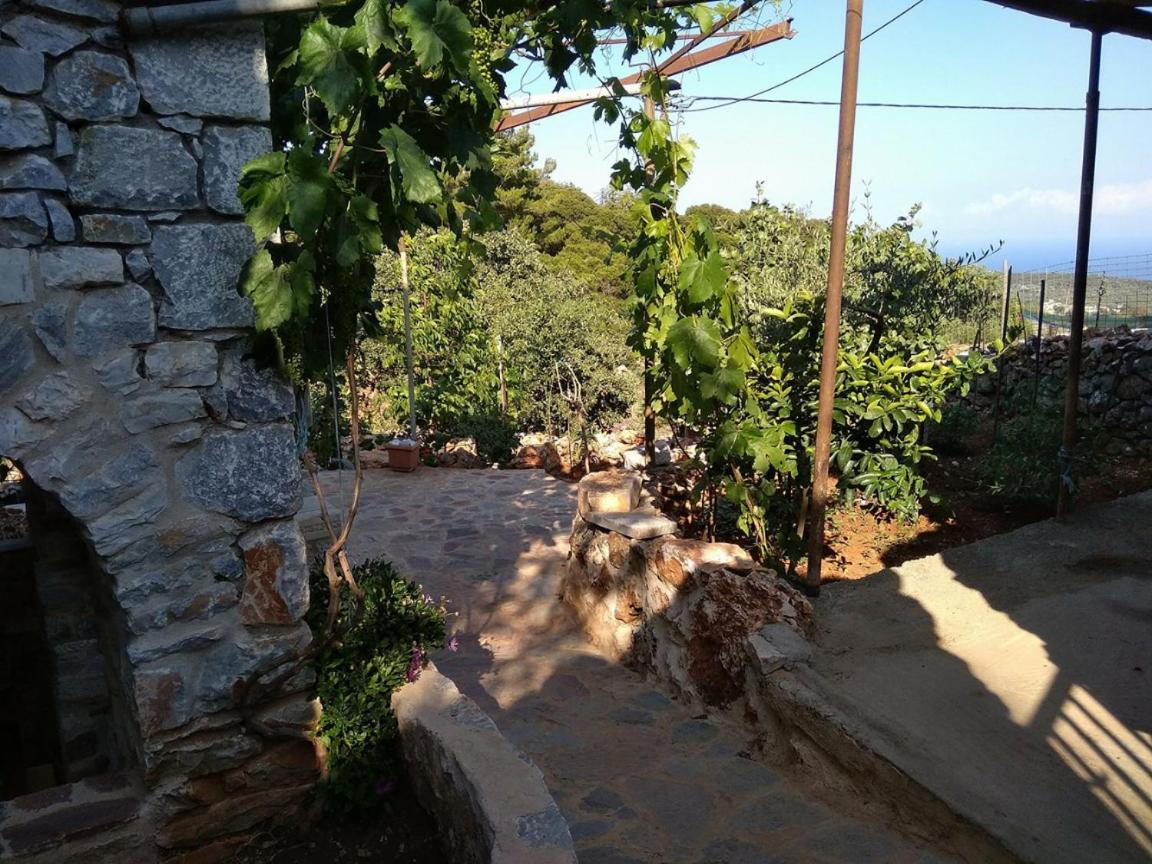 Find Your Peace In A Traditional Country House!! Lagia Buitenkant foto