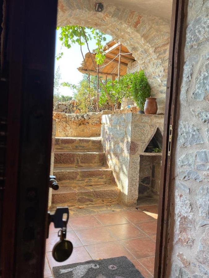 Find Your Peace In A Traditional Country House!! Lagia Buitenkant foto